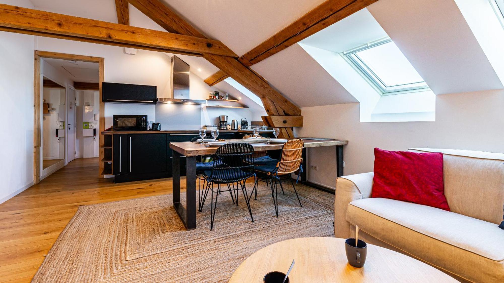 Sous Les Toits De Fleury Apartman Dijon Kültér fotó